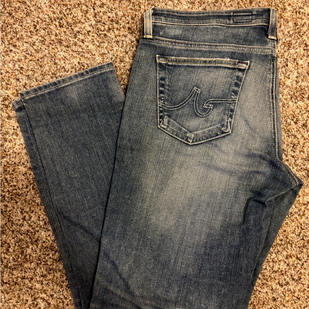 AG “The Stilt” Cigarette Low Rise Jeans —size 30 R